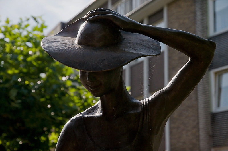 Statue Geldern Straßenmaler D35_9695 als Smart-Objekt-1 Kopie.jpg - Viele solcher Kunstfiguren schmücken die Innenstadt